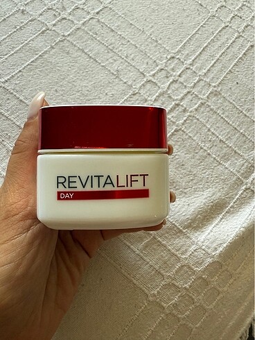 L'Oréal Paris LOREAL PARIS GECE GÜNDÜZ VE GÖZALTI KREMİ