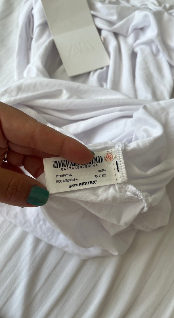 Beyaz Kolsuz Keten Dökümlü Bluz - Görsel 2