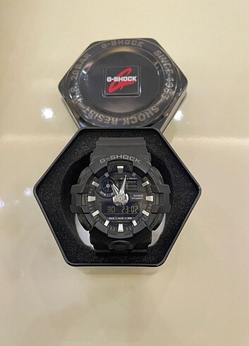 CASİO G SCHOK GA-700 1BDR