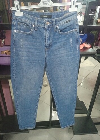 27 Beden mavi Renk Mavi jeans cindy model sıfır jean