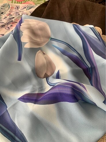 Küçük Eşarp - Görsel 5