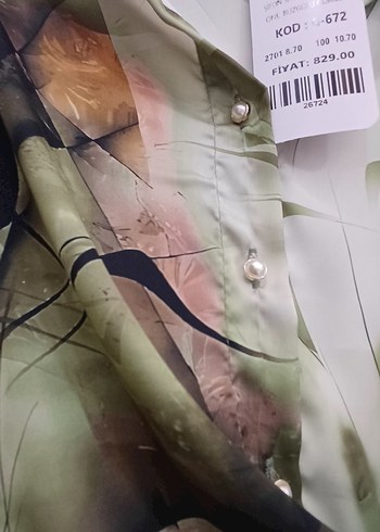 38 Beden Kadın V Yakalı Bağcıklı Tie-Dye Gömlek