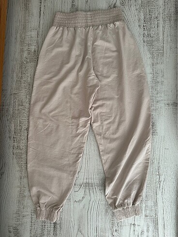 s Beden ten rengi Renk BERSHKA MARKA JOGGER
