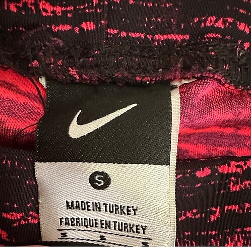 s Beden çeşitli Renk NIKE MARKA TAYT