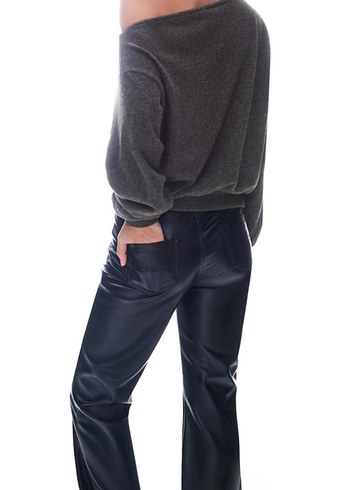 Bershka yaka detaylı Salaş Kazak - Görsel 3