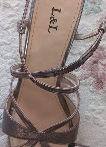Laura Lee İnce topuk 