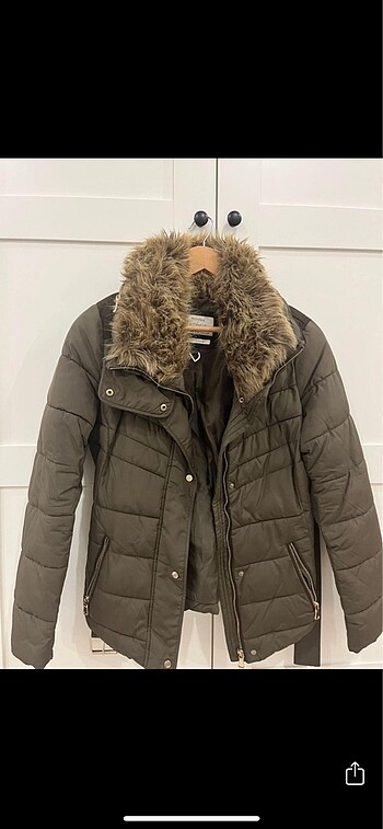 Bershka kürk detaylı mont