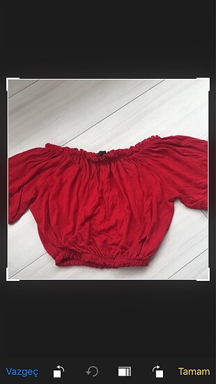 Kırmızı crop