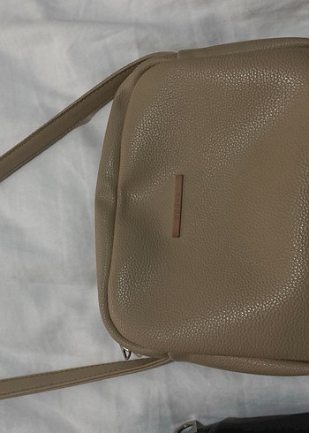 Siyah ve bej kadın çanta - Görsel 3