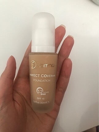 Flormar perfect coverage foundation 