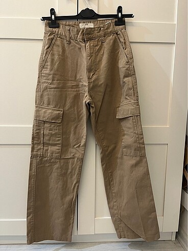 36 Beden Stradivarius kargo pantolon