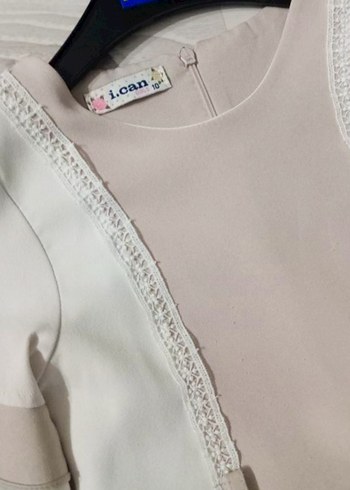 Kız Çocuk Bej Piliseli Klasik Elbise - Görsel 4