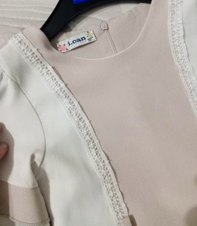 Kız Çocuk Bej Piliseli Klasik Elbise - Görsel 4