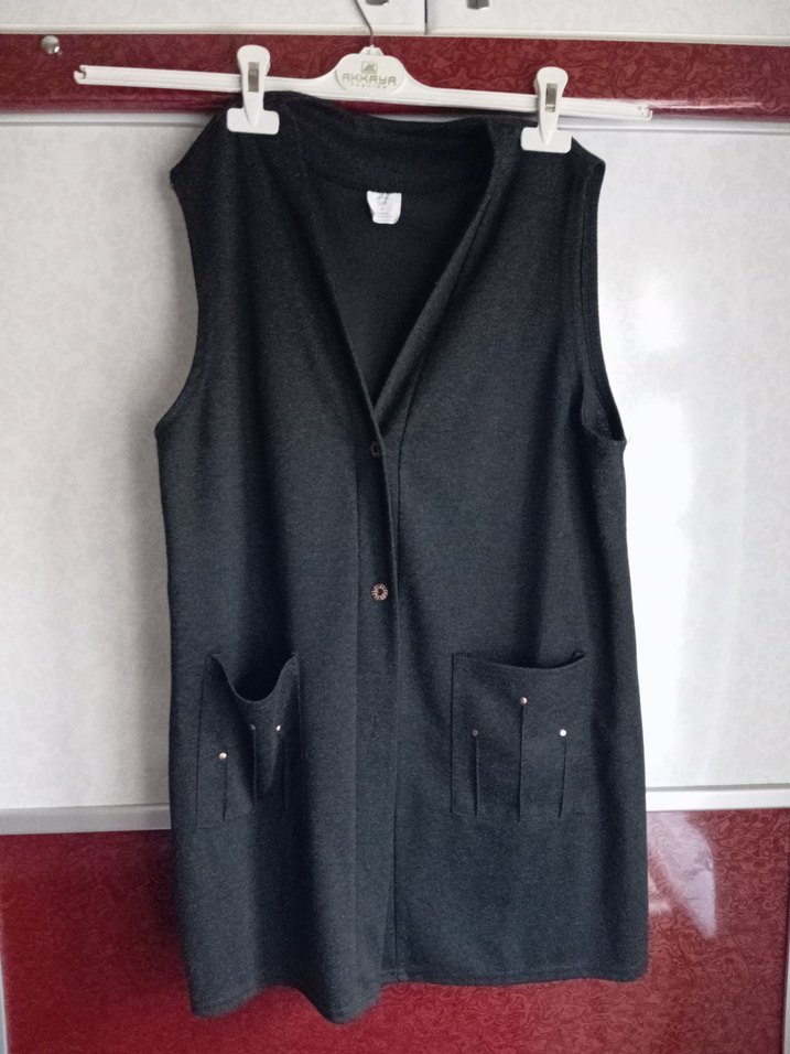 Düğmeli Siyah Midi Kadın Yelek - Görsel 2