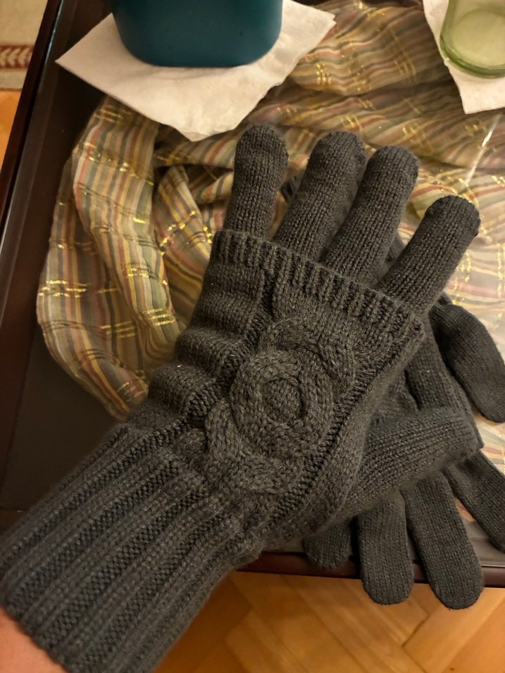 Gri Örgü Eldiven ve Bere Atkı Seti - Görsel 2