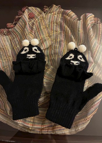 Siyah Örgü Goth Parmaksız Eldivenler - Görsel 3