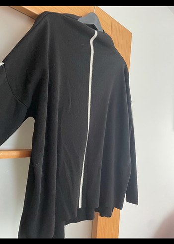 Yüksek Yakalı Siyah Kadın Triko - Görsel 2