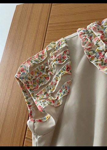 Bej Midi Vintage Yaka Fırfırlı Elbise - Görsel 4