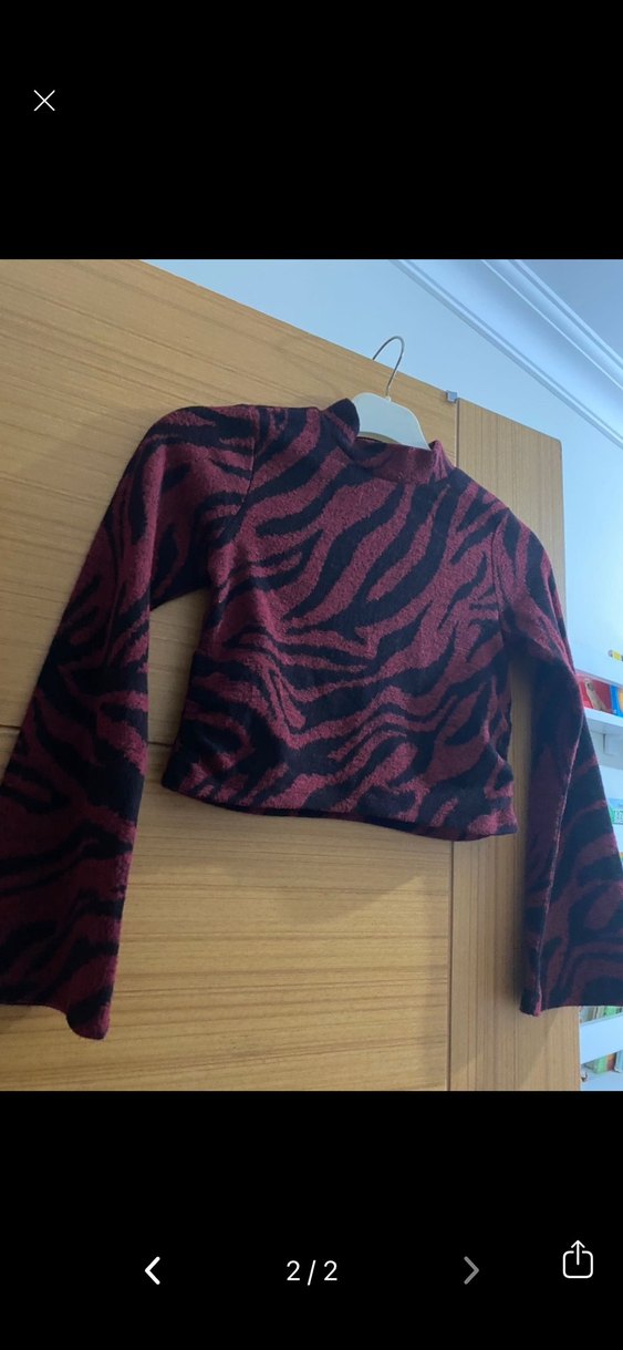 Bordo Zebra Desenli Boğazlı Uzun Kollu Bluz - Görsel 2