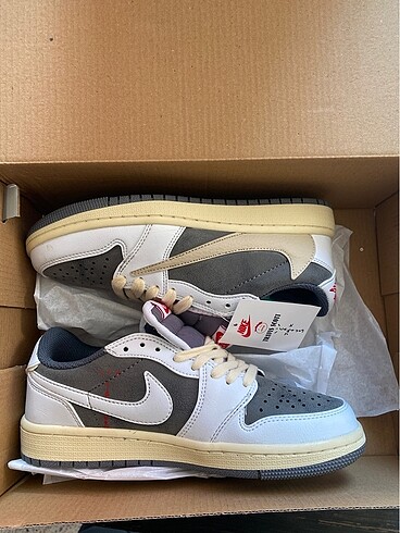 Nike Travis Jordan