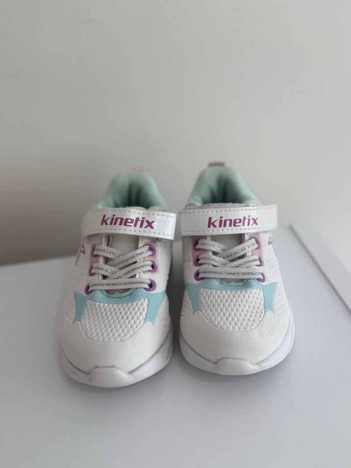 Kinetik Kız Çocuk Beyaz Bağcıklı Cırtlı Spor Ayakkabı - Görsel 2