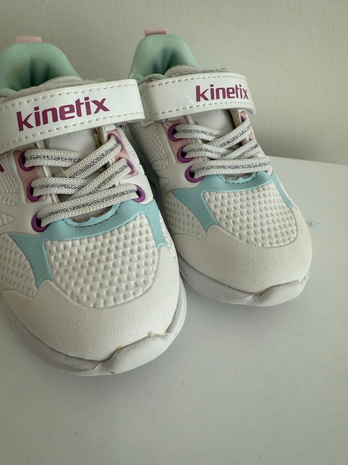 Kinetik Kız Çocuk Beyaz Bağcıklı Cırtlı Spor Ayakkabı - Görsel 4