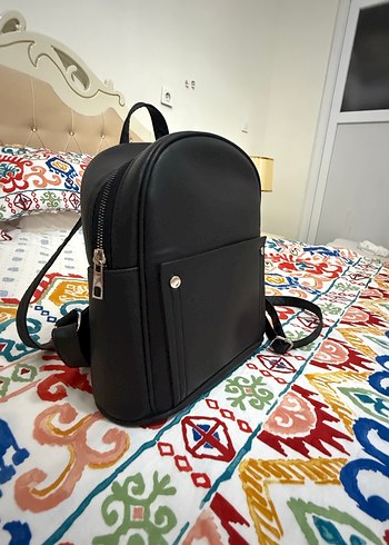 LCW Siyah Deri Kadın Sırt Çantası - Görsel 5