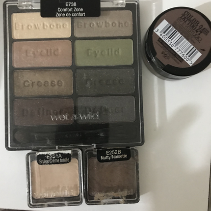 Wet n wild Wet?n Wild far paleti ve tekli farlar + maybelline krem far
