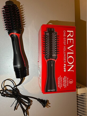 Revlon one step volumiser plus