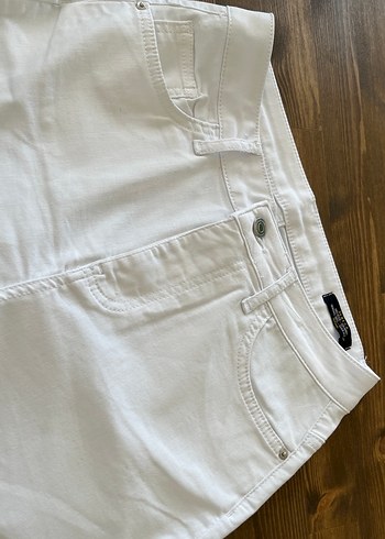 Beyaz Mini Kadın Kot Pantolon - Görsel 2