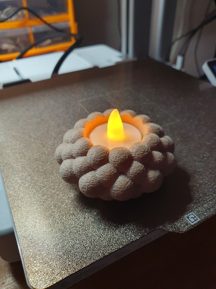 Bej Kabarcıklı Dekoratif Mumluk 3d tasarım - Görsel 2