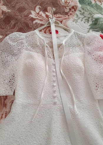 Bohem V Yaka Beyaz A Kesim abiye sadece 1 kez giyildi - Görsel 4