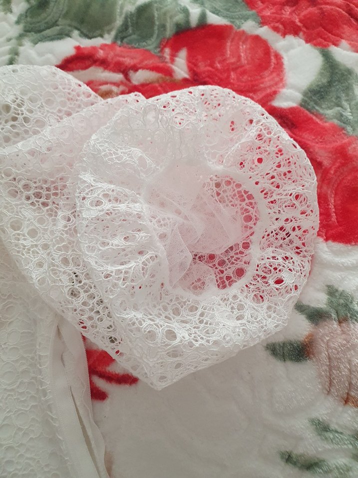 Bohem V Yaka Beyaz A Kesim abiye sadece 1 kez giyildi - Görsel 2