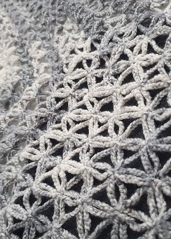 Gri Örgü Kadın Şal el örgüsü - Görsel 4