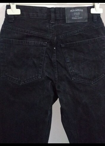 34 Beden siyah Renk PULL & BEAR BAYAN PANTOLON