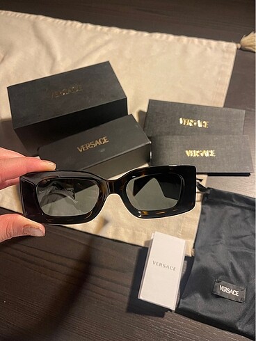 Versace Güneş gözlüğü