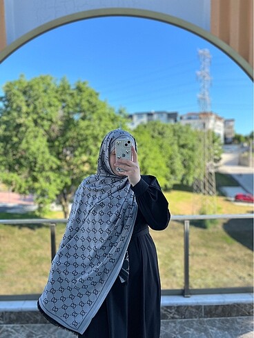 Gucci İthal şallar