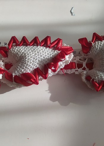Kırmızı Kenarlı Beyaz Örgü Kalp Süs el emeği - Görsel 2