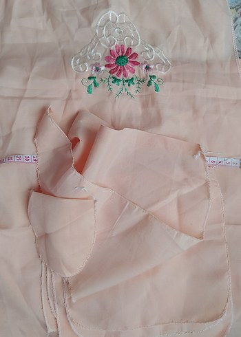 11 adet peçete,6 adet düz var 3 parça daha var 20 adet - Görsel 10