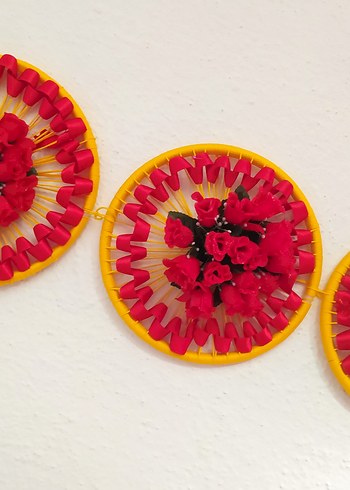 Kırmızı Çiçekli Duvar Dekoru - Görsel 2