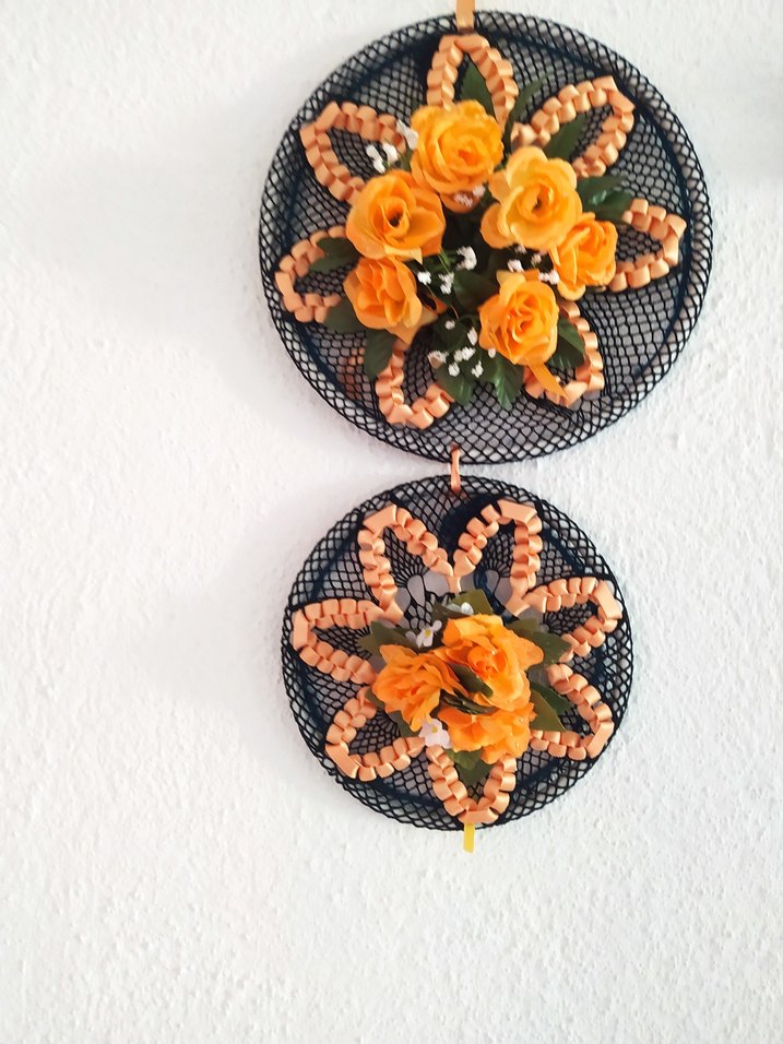Turuncu Çiçekli Dekoratif Duvar Süsü el emeği - Görsel 2