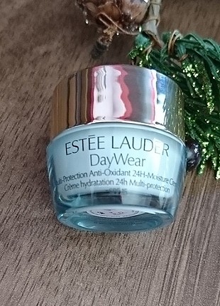 ESTEE LAUDER DAYWEAR KREM 7ML 