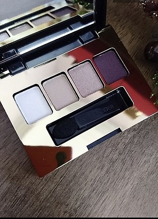 ESTEE LAUDER GÖZ FAR PALETİ 