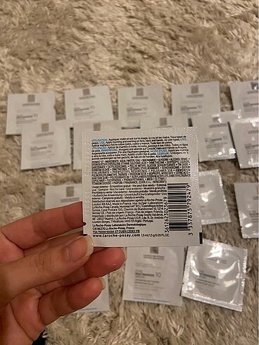 La Roche Posay Niacinamide 10 serum