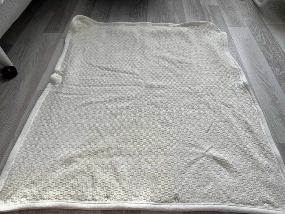 Kapüşonlu Bebek Battaniyesi - Beyaz - Görsel 2