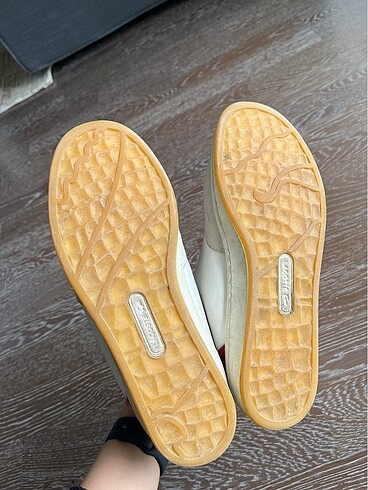 39 Beden beyaz Renk Lacoste deri bir kaç renkli spor ayakkabı