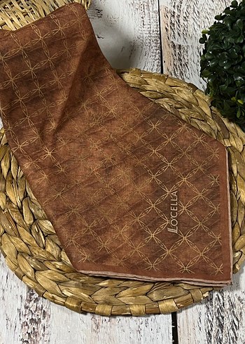 Locella Soft Eşarp 90x90 cm ölçülerindedir. - Görsel 7