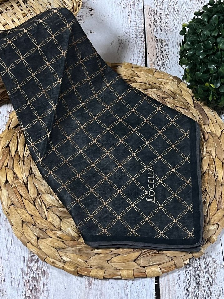 Locella Soft Eşarp 90x90 cm ölçülerindedir. - Görsel 3