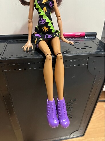  Beden Monster high