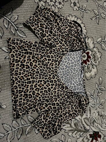 Leopar üst
